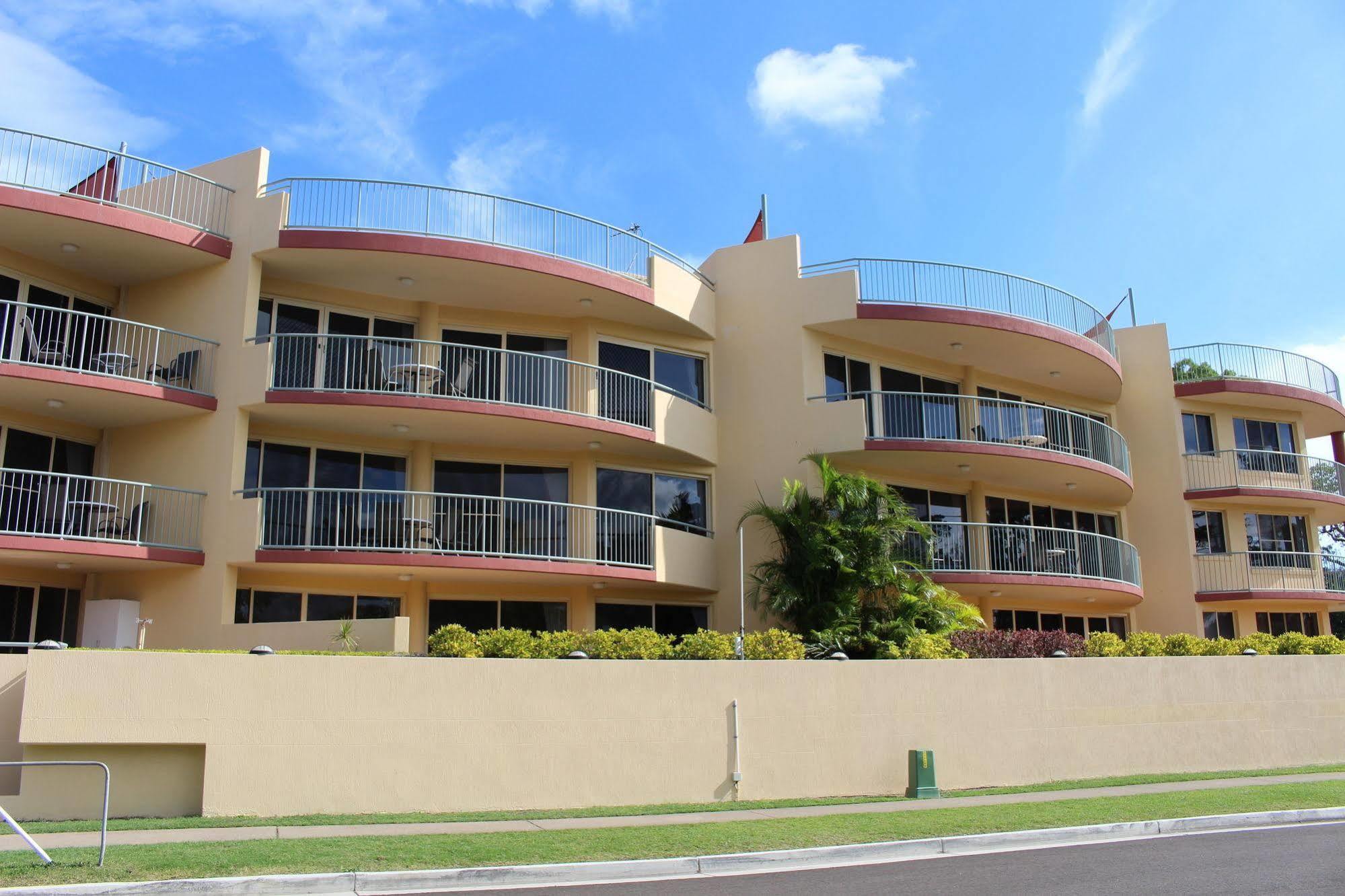Alexander Beachfront Apartments Hervey Bay Kültér fotó