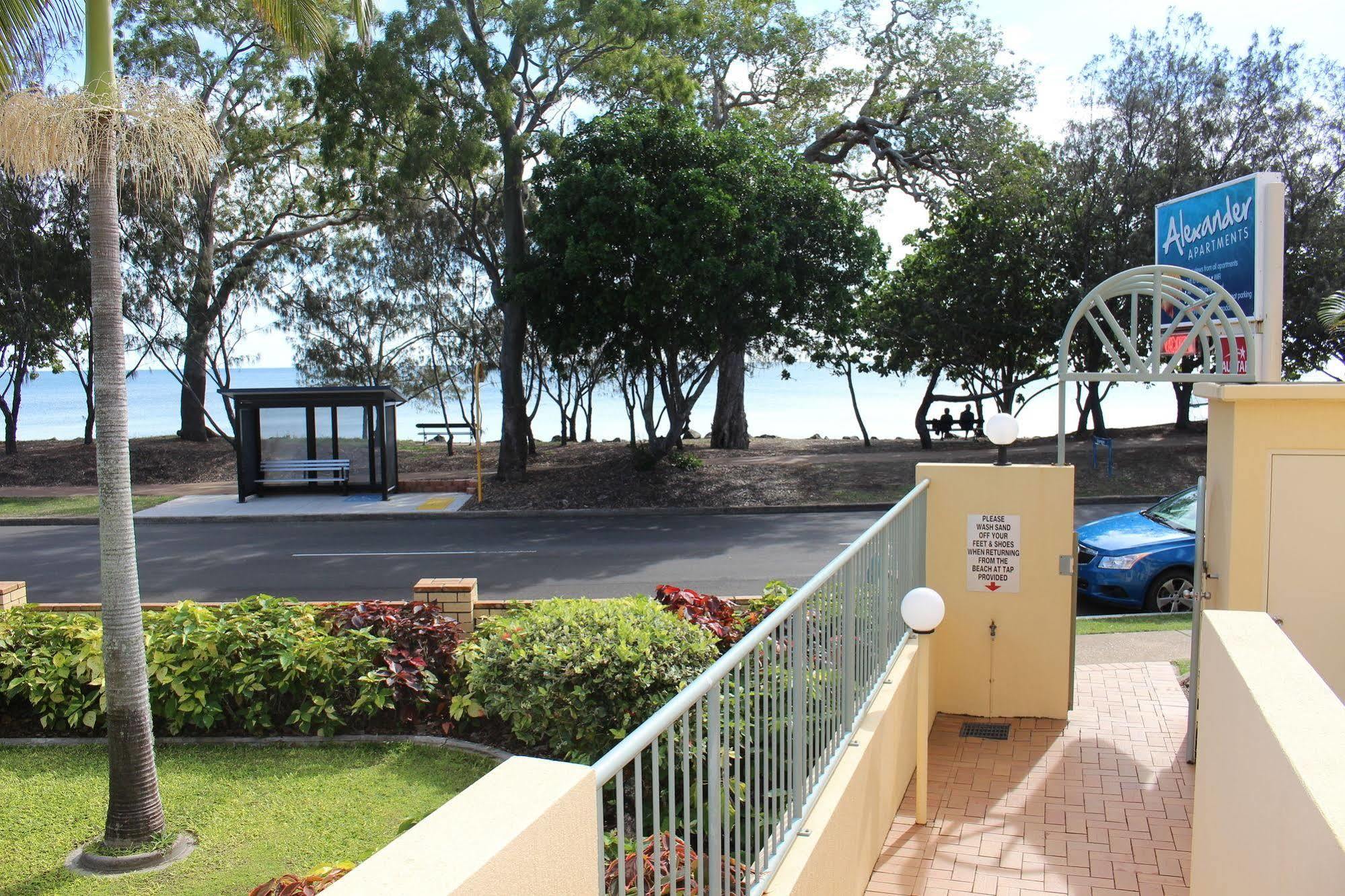 Alexander Beachfront Apartments Hervey Bay Kültér fotó