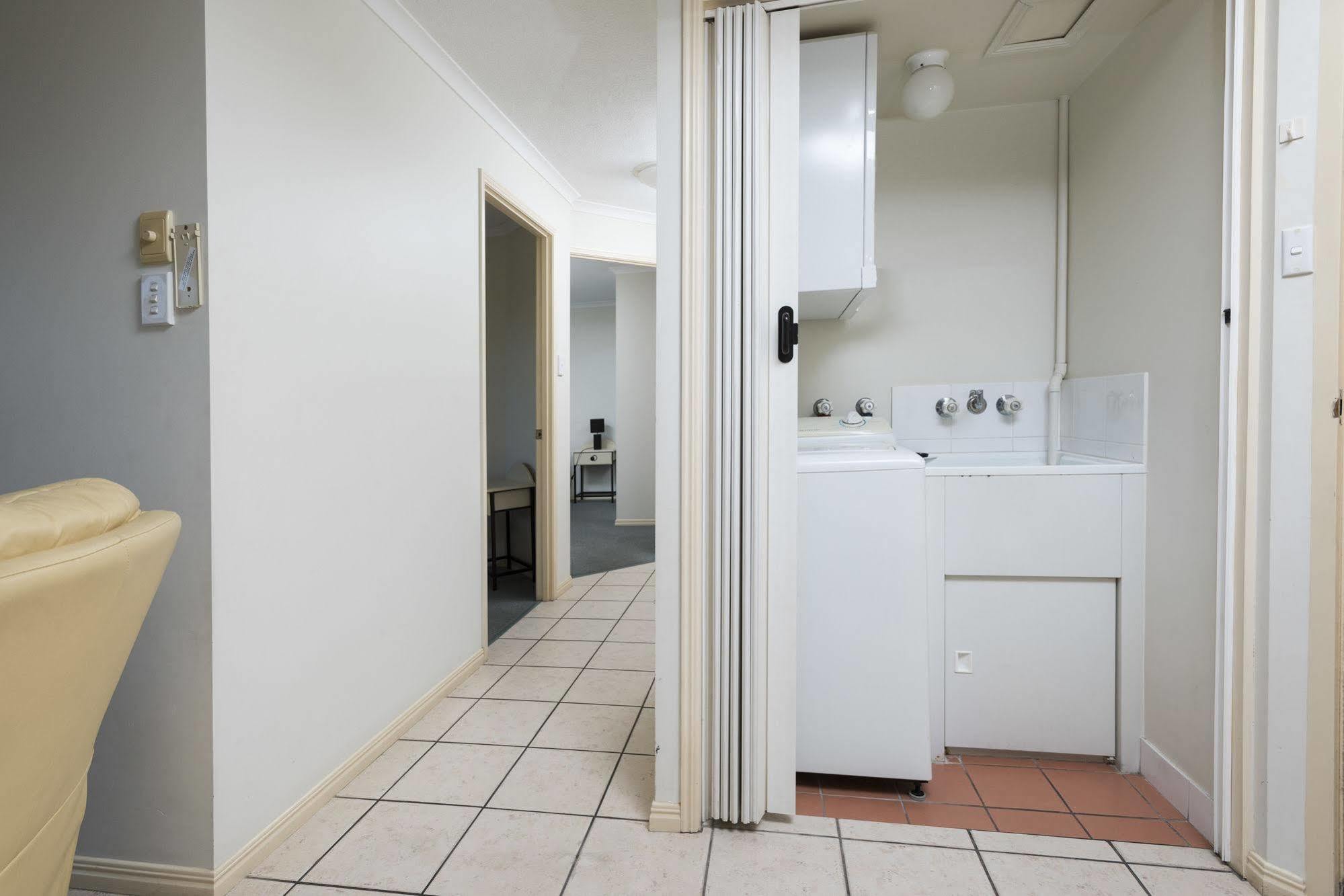 Alexander Beachfront Apartments Hervey Bay Kültér fotó