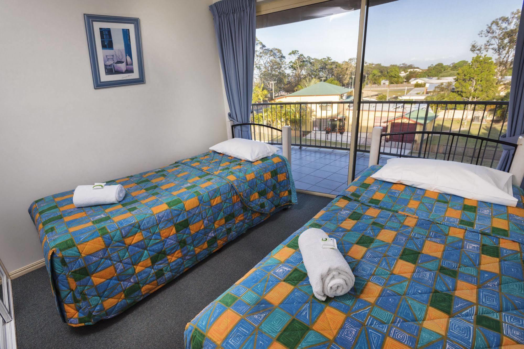 Alexander Beachfront Apartments Hervey Bay Kültér fotó