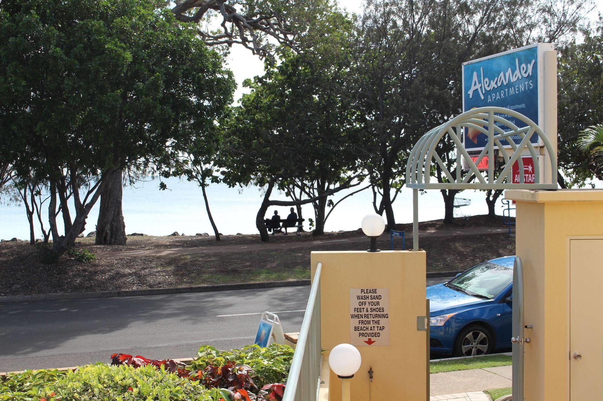Alexander Beachfront Apartments Hervey Bay Kültér fotó