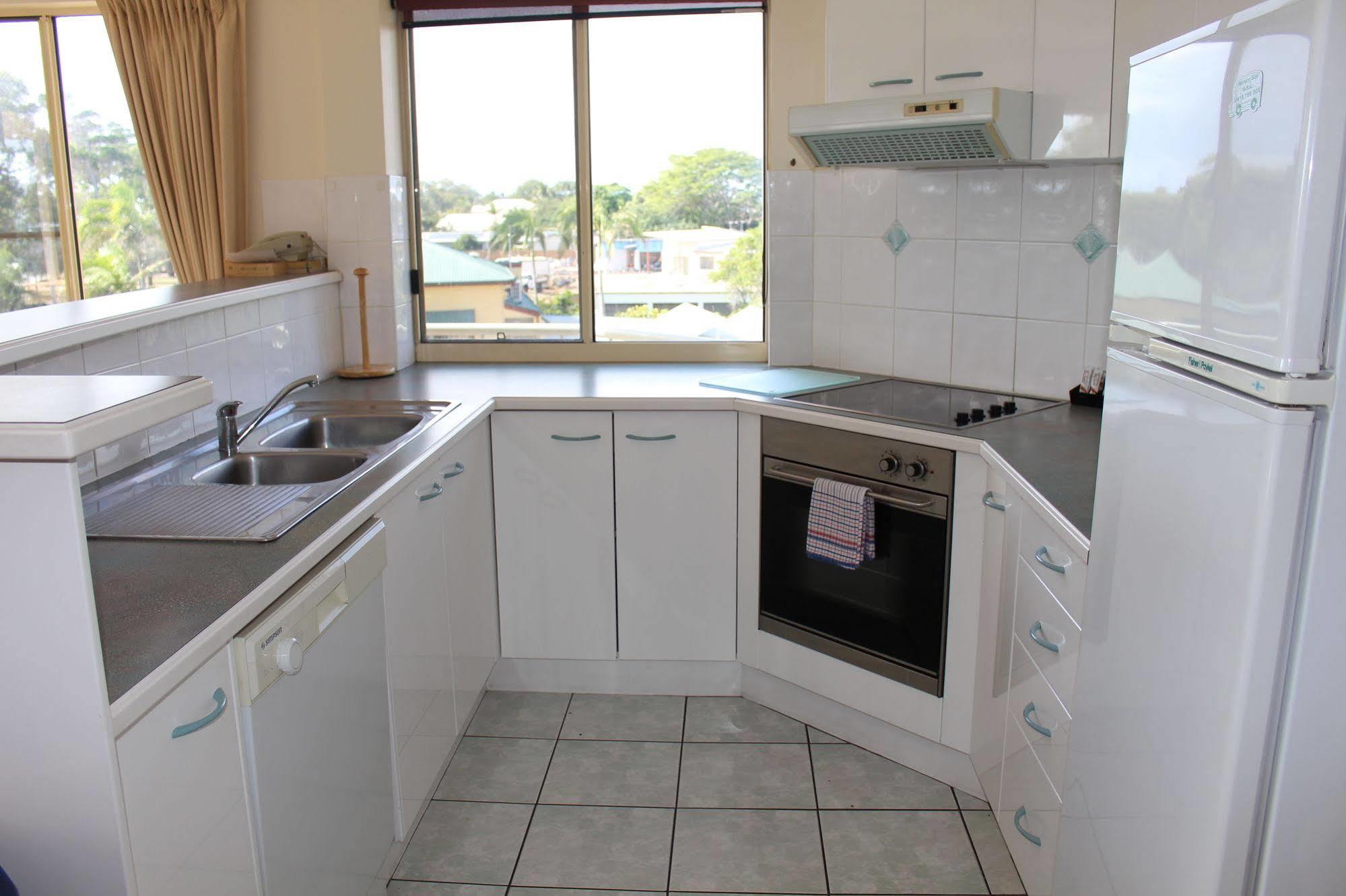 Alexander Beachfront Apartments Hervey Bay Kültér fotó