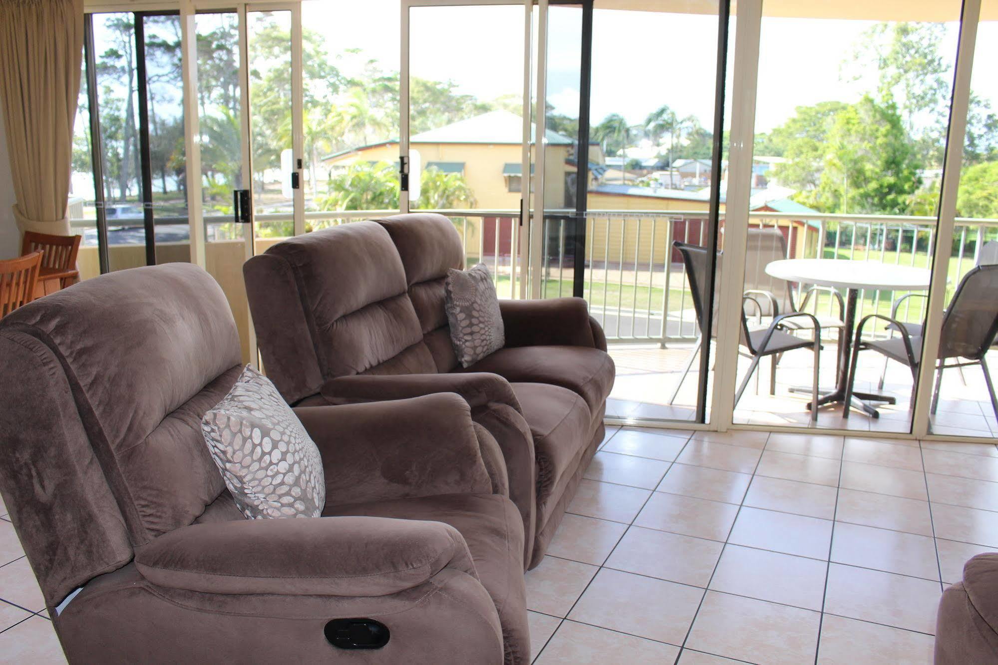 Alexander Beachfront Apartments Hervey Bay Kültér fotó