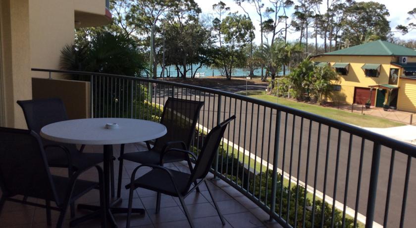 Alexander Beachfront Apartments Hervey Bay Szoba fotó
