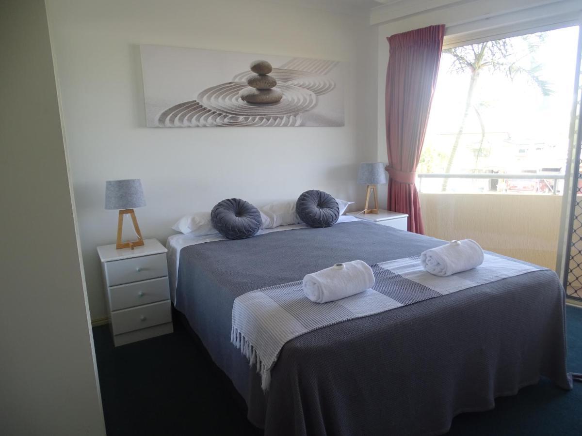 Alexander Beachfront Apartments Hervey Bay Kültér fotó