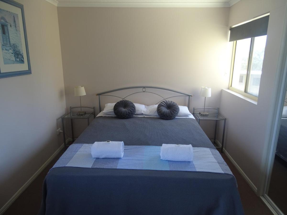 Alexander Beachfront Apartments Hervey Bay Kültér fotó